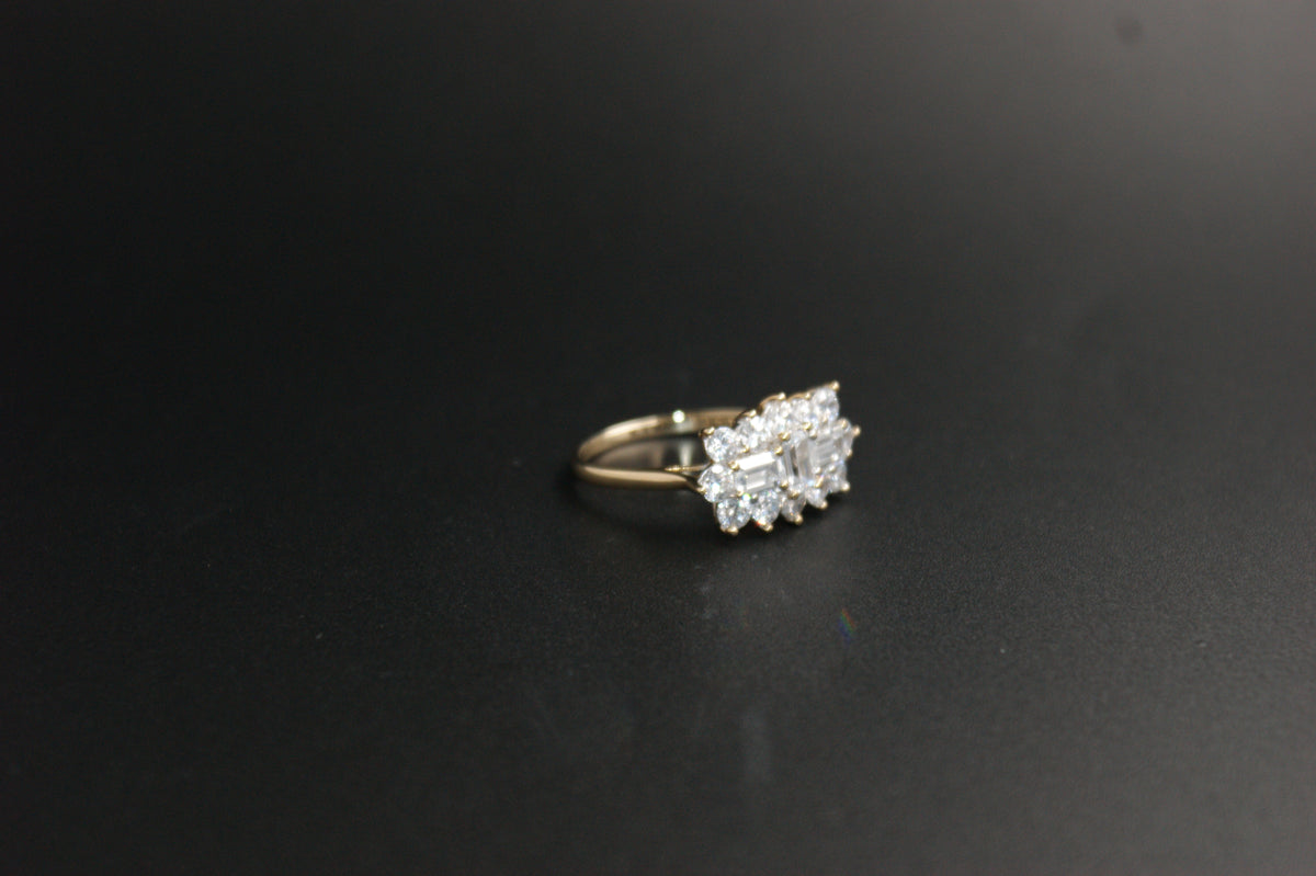 0152-9ct Gold Cubic Zirconia Baguette & Round Cluster Ring
