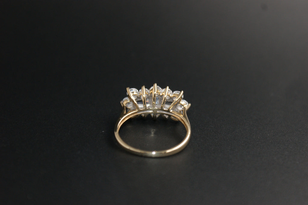 0152-9ct Gold Cubic Zirconia Baguette & Round Cluster Ring