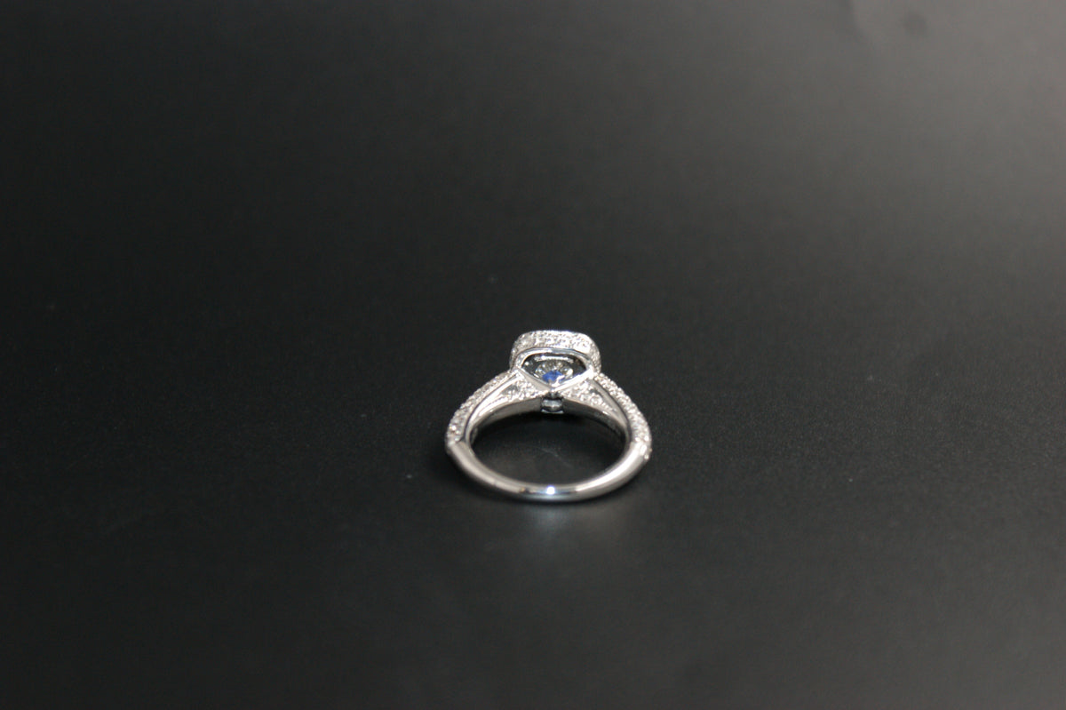 0154-18ct White Gold Vera Wang LOVE 1.70ct Diamond and Sapphire Ring