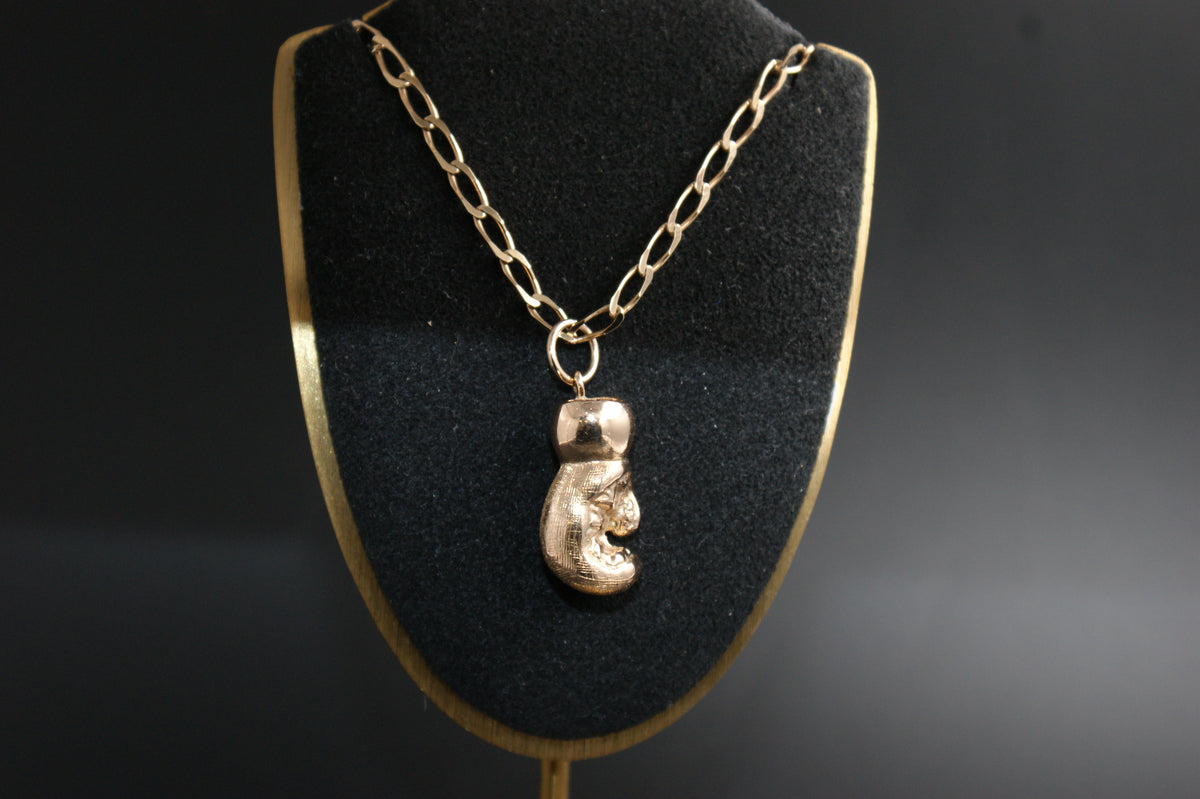 0183-  9ct Gold Boxing Glove Pendant With Curb Chain