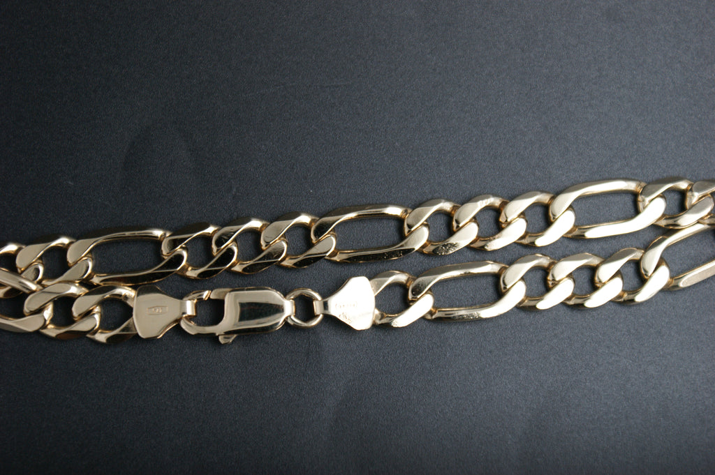 0187- 9ct Gold Figaro Bracelet.