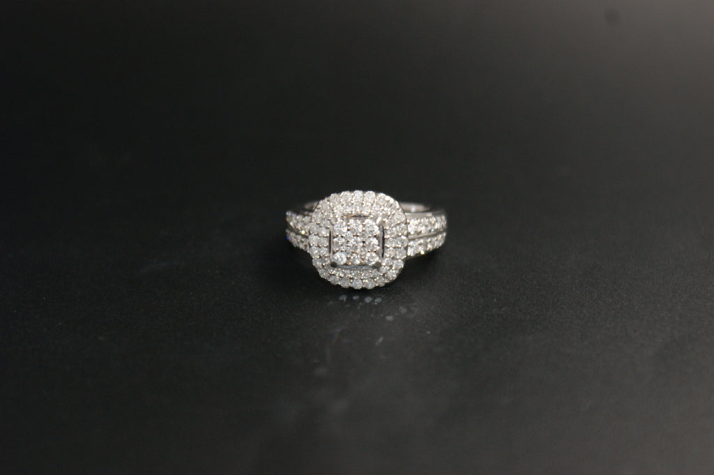 0188- 18ct White Gold 1.00ct Total Double Halo Diamond Cluster Ring