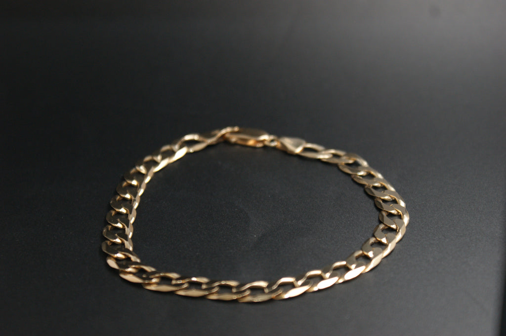 0189- 9ct Yellow Gold Curb Link Bracelet 9''