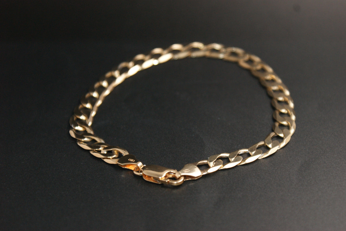 0189- 9ct Yellow Gold Curb Link Bracelet 9''