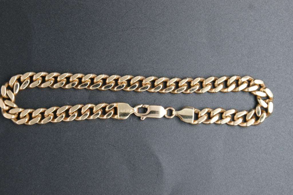 0190- 9ct Yellow gold 8-Inch Curb Bracelet