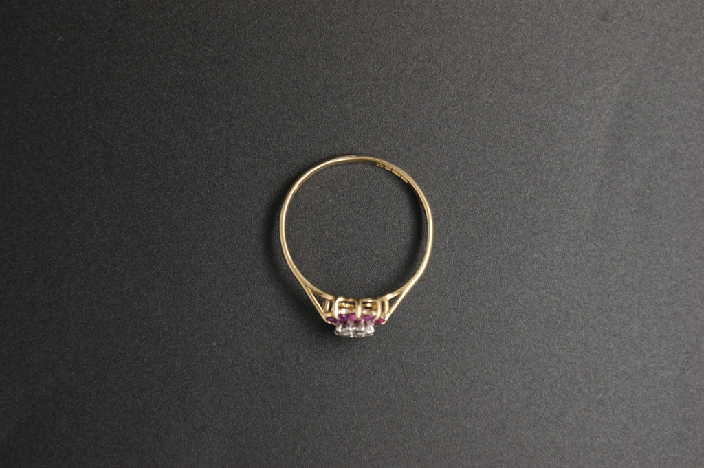 0202-18ct Yellow Gold Ruby and Diamond Cluster Ring