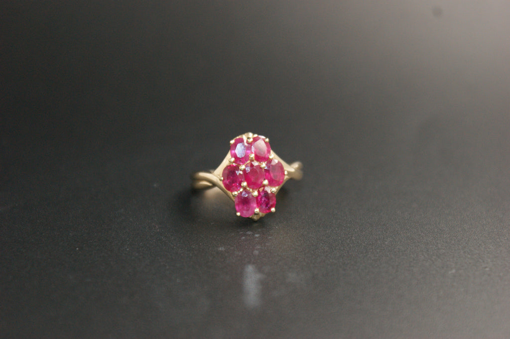 0211- 9ct Yellow Gold Ruby Cluster Ring