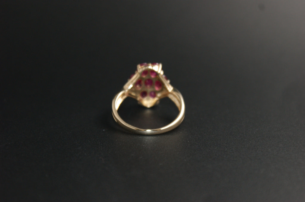 0211- 9ct Yellow Gold Ruby Cluster Ring